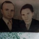 Фотография "Это  мои  мама  и  папа  прожили  вместе  57  лет  на  фото  они  после  росписи"