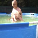 Фотография "с папой в бассейне...так любим воду, аж визжим от восторга!"