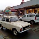 Фотография "Углич. "Москвич" - редкий автомобиль на наших улицах.   19.04.2024 г."