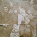 Фотография "Дедушка Омаров Гаджи и бабушка Аслимат с дядками и тётками"