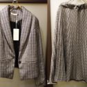Фотография "Новый костюм: пиджак с юбкой плиссе, в наличии р. 44-46 по 1 500 р"