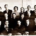 Фотография "Учителя Красноключевской школы. 1958 год  Фото И. Полежаева"