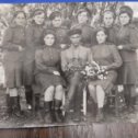 Фотография "На этих фотографиях моя мама в День Победы, была красноармейцем-наблюдателем, воевала с 1942 года. Смолкова (Пряхина) Мария Григорьевна. "