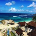 Фотография "https://www.instagram.com/p/BkkmdvclXyS/?igref=okru
Кто что ищет на Бали #бали ? А лучше так - что можно здесь найти? Можно #сёрфинг,  можно #красивыепляжи , можно шикарные условия проживания и тусануть в бассейне, тогда встает вопрос - на хер вы сюда приехали?! А можно природу, за которой нужно доехать, найти в длинном нелюдном переулке забегаловку со вкусной местной простой пищей, приготовленной с желанием и увидеть благодарные глаза взрослой женщины, берущей чаевые с вопросом - вы едите не первый раз и даете мне снова на чай.., спасибо! И нет в них ни лукавства, ни зла, ни хитрости, ни притворства! Точка. А потом ты уже можешь, если конечно, сможешь первобытность чувств, эмоций и отнести весь сраный человеческий маркетинг и погоню за неведомыми призраками!) Мир братья и сестры!🌞"