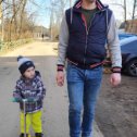 Фотография "На прогулке сын с внуком. На улице сильно потеплело"