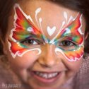 Фотография "You can check if your design it really working well for you when it comes out well even under the time pressure and with a large queue behind. This is my favorite butterfly pattern for just such an occasions. Fast, simple and effective. <3 #facepaintingbutterfly  #OTJ #onthejob .
.
facepaint: @superstar.nl .
#folwers #facepaint #facepainting #facepaintingflowers #onestroke #jednomaz #akvagrim #animator #malowanietwarzy #kwiaty #цветы #flores #pinturadelacara #thefacepaintingshop #facepaintcom"