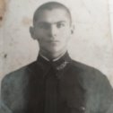Фотография "Попков Василий Константинович бабушкин брат после зачисления в арт. училище ..... После окончания был направлен в Белоруссию .... Попал в плен в 1941 ...погиб в конц. лагере в 1942г"
