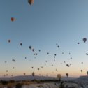 Фотография "Турция. Каппадокия. Утреннее шоу воздушных шаров. Можно подняться на воздушном шаре встретить рассвет.."