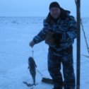 Фотография "На реке Лена, Жиганск, Якутия. Зимняя рыбалка на налима"