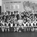 Фотография "первый класс, школа №8, Шадринск
 верхний ряд, второй справа"