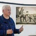 Фотография "В Омском музее Просвещения сегодня открывается выставка под названием «Мы строим БАМ»"