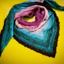 Фотография "Яркие краски в зимние холода🌈Вязание было совсем не скучным✨💥 и в итоге вот такой шейный платок получился🧶Бактус "Nina".Связан пряжей YarnArt Flowers (55% хлопок 45% полиакрил)"