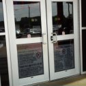 Фотография "Дверь кинотеатра одного из городов  штата Техас"