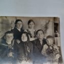 Фотография "С лева на право: мой отец, моя пробабушка , моя бабушка, мой дядя Толя, не знаю, моя тетя Тоня"
