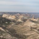 Фотография "Урочище Касарма и Аральское море. 110 километров вдоль восточного чинка Устюрта на юг от мыса Кеинчияк до урочища Кабанбай.
Репортаж с описанием маршрута здесь: 
https://dzen.ru/a/ZjfKE7zsVzHlNvRz?

#Аральскоеморе #дороги #Нива #пустыня #Арал #путешествия #Узбекистан #Устюрт #Хорезм #offroad #4x4 #Каракалпакстан #приключения"