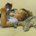 Фотография "Кот, ребенок и IPad :)"