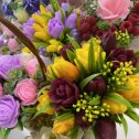 Фотография "Ароматные букеты из тюльпанов, мимозы, роз, ирисов и др."