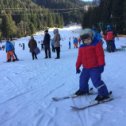 Фотография "Poiana Brasov 2018, Dragos a incercat prima experienta la skiat "