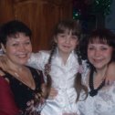 Фотография "я со старшей дочерью Настей и внучкой Катюшкой"