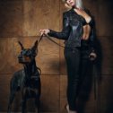 Фотография "Доберман
#фотосессии #фотографмосква #фотографнедорого #фотографдорого #минифотосеты #pinachet7 #фотографнасвадьбу #красивыедевушки #доберман #собаки"