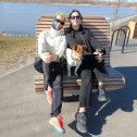 Фотография "Мать, дочь и собака 😆

14 апреля в Казани"