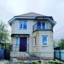 Фотография "Продаю 3-х эт коттедж 192 м2. 🏘️
Коттедж находится в 5 минутах от Центра на 1 Детском проезде (за Политехническим университетом), рядом со 2 Садовой.
Дом построен в 2011 г на ровном участке 4 сот (собственность). Нижний этаж (55.8 м2) - цоколь, 
1 этаж (69.3 м2) - кухня, гостиная, совмещённый санузел, есть второй выход из гостиной зоны на предполагаемую веранду на внутреннем дворе,
2 этаж - (66.7 м2) - 4 окна, балкон, совмещённый санузел. (Свободная планировка).
Характеристики дома: фундамент дома - ленточный, бетон; фундамент цокольного этажа - монолитный; стены, перегородки - кирпич; перекрытия - железобетон; крыша - металлочерепица; полы - бетон; окна - стеклопакеты. 
Коммуникации: электричество, газ, центральное водоснабжение, канализация - сливной колодец.
Дом с отделкой под чистовую, стяжка, штукатурка, заведены в дом коммуникации, двухконтурный котёл, приборы отопления.
Перед домом место для гаража или парковки. За домом место для веранды, сада.
Шикарное предложение!
#риэлтор # купить #дом #коттедж..."