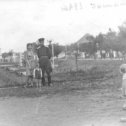 Фотография "Я с родителями в гСталино 1946г"