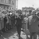 Фотография "Новосибирск. Толмачёво.  Вальтер Ульбрихт, первый секретарь ЦК СЕП Германии, во время визита в Новосибирск. Июнь, 1964 год."