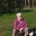 Фотография "Маме 75 лет. С собакой Дружком."