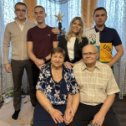 Фотография "Мы с супргой и наши уже взрослые внуки—Виктор, Кирилл, Настя, Илья"