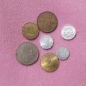 Фотография "7 монет, разных стран. 
Без повторов. 
330₽ за набор. 

В другой регион почта за вас счёт. "