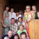 Фотография "Встреча друзей,спустя 25 лет. (Я в 1-ом ряду в центре =)). Сергиев Посад, август 2008 г."