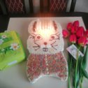 Фотография "Сегодня день рождения у моей старшей дочери.
И я решила её удивить своим искусством.... испекла тортик.
Дорогие мои виртуальные друзья ....как вы думаете.... удалось ли мне удивить её своим тортиком!?"