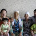 Фотография "бабушка, прабабушки и племянник с племянницей"