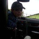 Фотография "июнь 2007, сын (3,5 года) за рулем Randge Rover`а"
