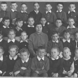 Фотография "1"А"класс,школа№49,г.Баку,!960.г."