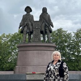 Фотография "Памятник Василию Татищеву и Вильгельму де Геннину. Основателям города Екатеринбург. Июль 23г"