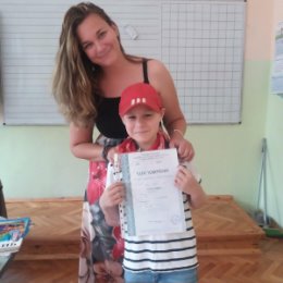 Фотография "Камиль закончил 4 класс , на  5,6 в Болгарии 6 бальная система , "