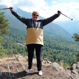 Фотография "Я сделала это! Сентябрь2023г.Архыз. скала на горе Карча-Тёбе. "