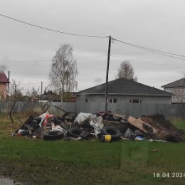 Фотография "Вывоз любого мусора (кроме опасного) из Рязани и Рязанской области. Вывоз мусора с узкого двора. Вывоз мусора с неблагополучных квартир . Грузчики. Демонтажные работы . МУСОР ВОЗИМ СТРОГО НА ГОРОДСКУЮ СВАЛКУ. Вывоз мусора Транспортом КОНТЕЙНЕР . ГАЗОН ТРАКТОРНАЯ ТЕЛЕЖКА . ГАЗЕЛЬ. КАМАЗ.
http://www.99-40-20.ru Тел 8 (4912) 99-40-20 сот 8 (961) 130-40-20"