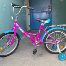 Фотография "Продам детский,новый велосипед.Цена 3000р.Тел.+79089118859"