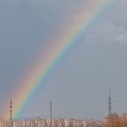 Фотография "3 мая в мой день рождения радуга в небе. Жизнь обещает быть полной приятных событий. Надеюсь и верю,да будет так."