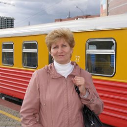 Фотография "Прокатилась на детской железной дороге в парке Маяковского. Опасно это было!!!! август 2010г."