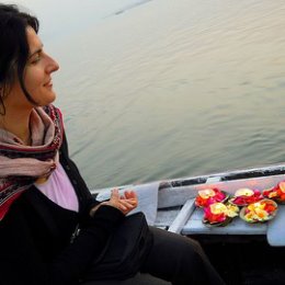 Фотография "rasaritul soarelui pe Gange, in Varanasi, India"