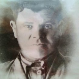 Фотография "Мой дед---Гречаник Иван Петрович,191¹ года рождения.Пропал без вести в1942 году."