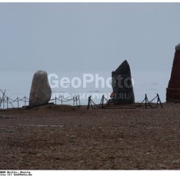 Фотография "Захоронения первопроходцев на Северной Земле - остров Домашний."