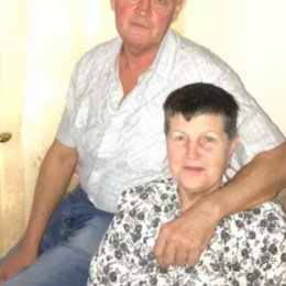 Фотография "Оля Кошелева (Чечулина) с мужем Женей"