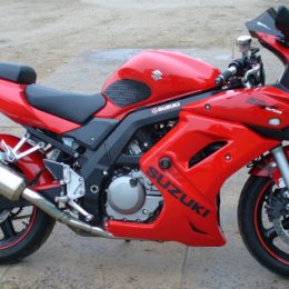 Фотография "хорошая мопедка ищет нового хозяина
http://moto.auto.ru/motorcycle/used/sale/918580-6c37.html"