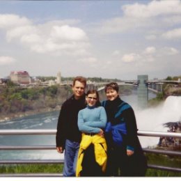 Фотография "Моя семья на Ниагаре с Канадской стороны, 2003-й год"