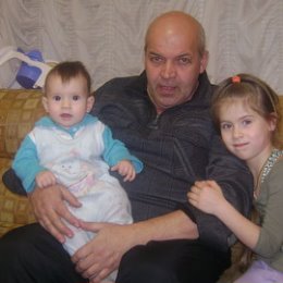 Фотография "Я с внучкой Светой и с внуком Димой"